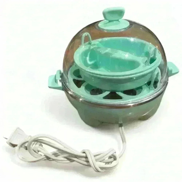 DASH Egg Cooker - Like New - Picture 6 of 8